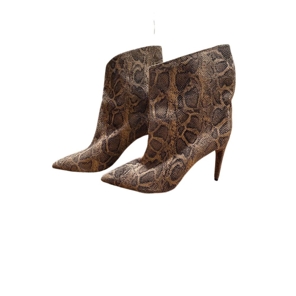 Express Pointy-Toe Slant Heel Boots Sz 9